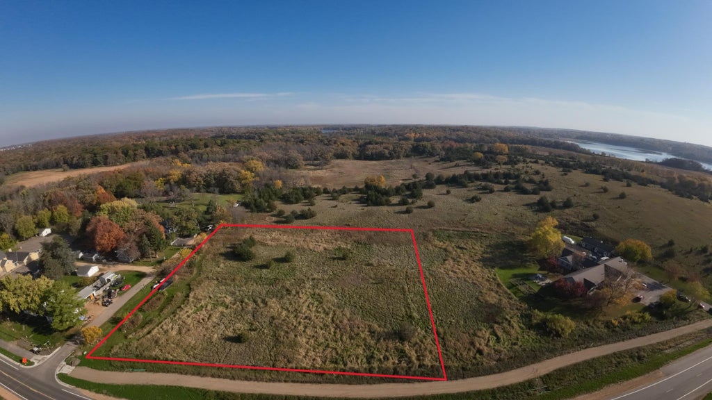 Photo of 7500 Victoria Drive Dr, Victoria, MN 55386 (MLS # 7160580)