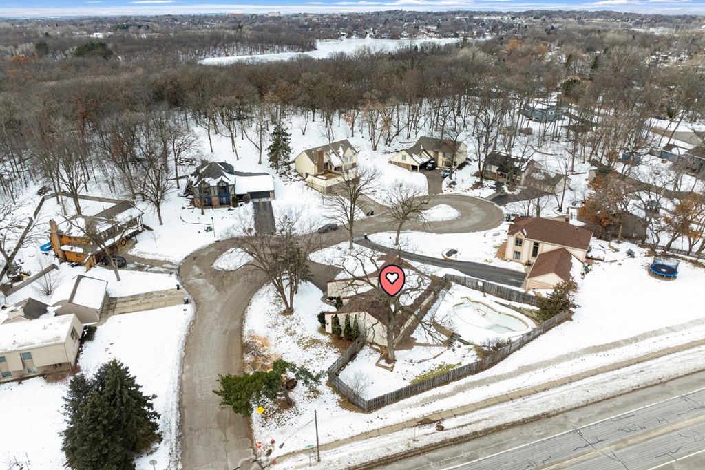 Photo of 14101 Garden View Court, Apple Valley, MN 55124 (MLS # 7009396)