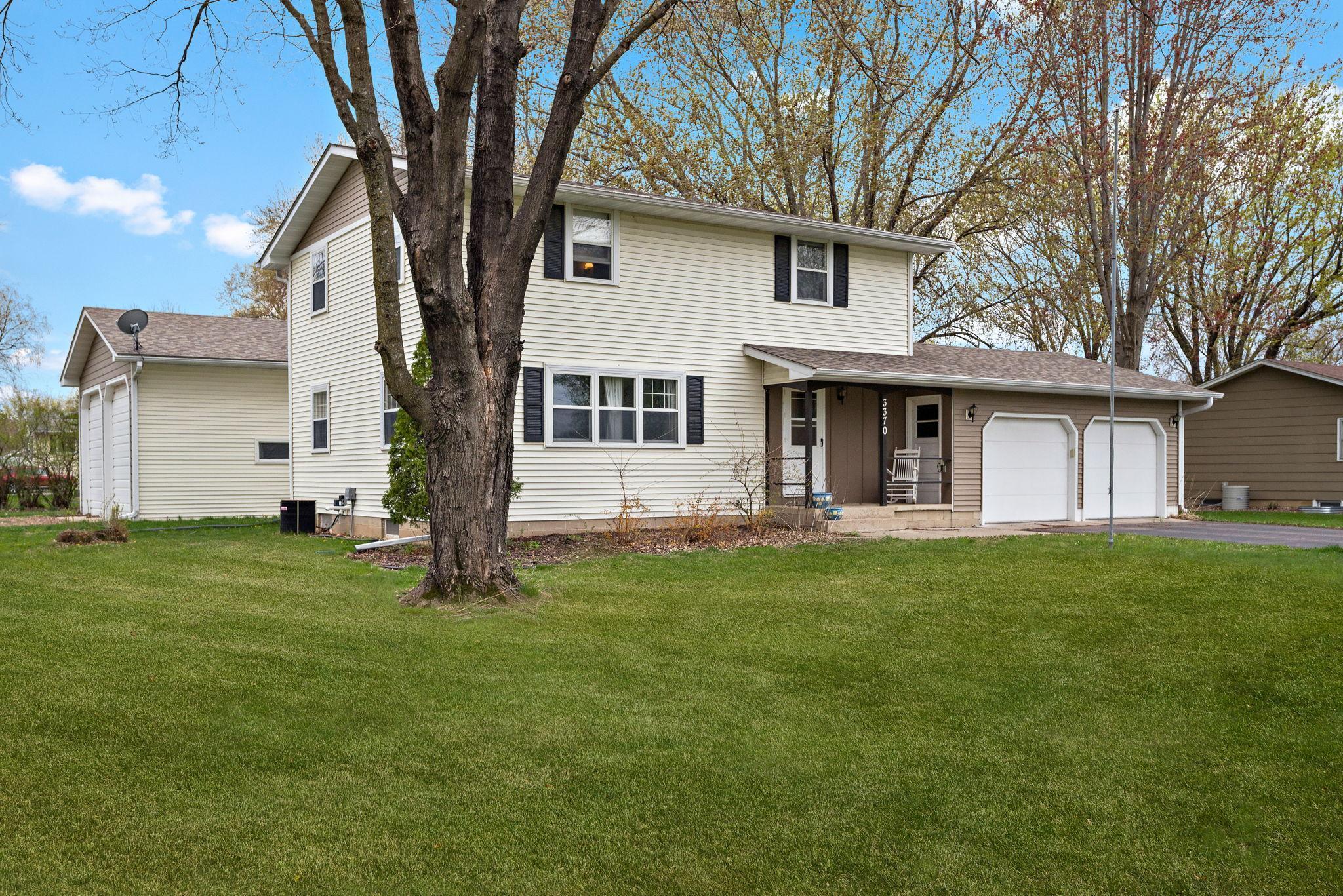 3370 197th Street W