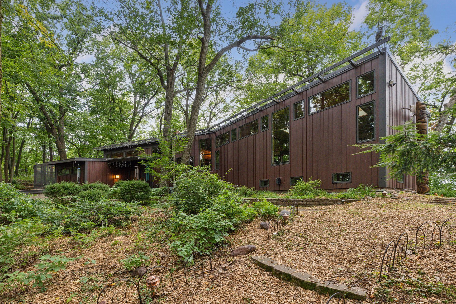 17 S Long Lake Trail