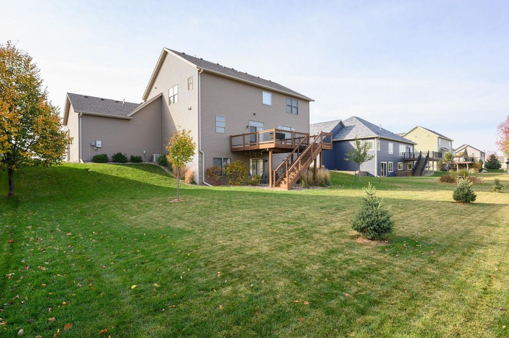 Photo of 1451 Echo Ridge Street SW, Rochester, MN 55902 (MLS # 7029511)