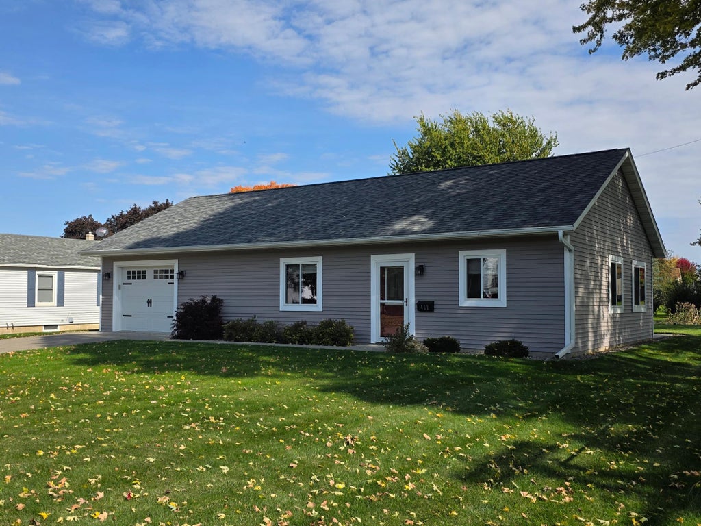 Photo of 411 Bullis Street, Kenyon, MN 55946 (MLS # 7161386)