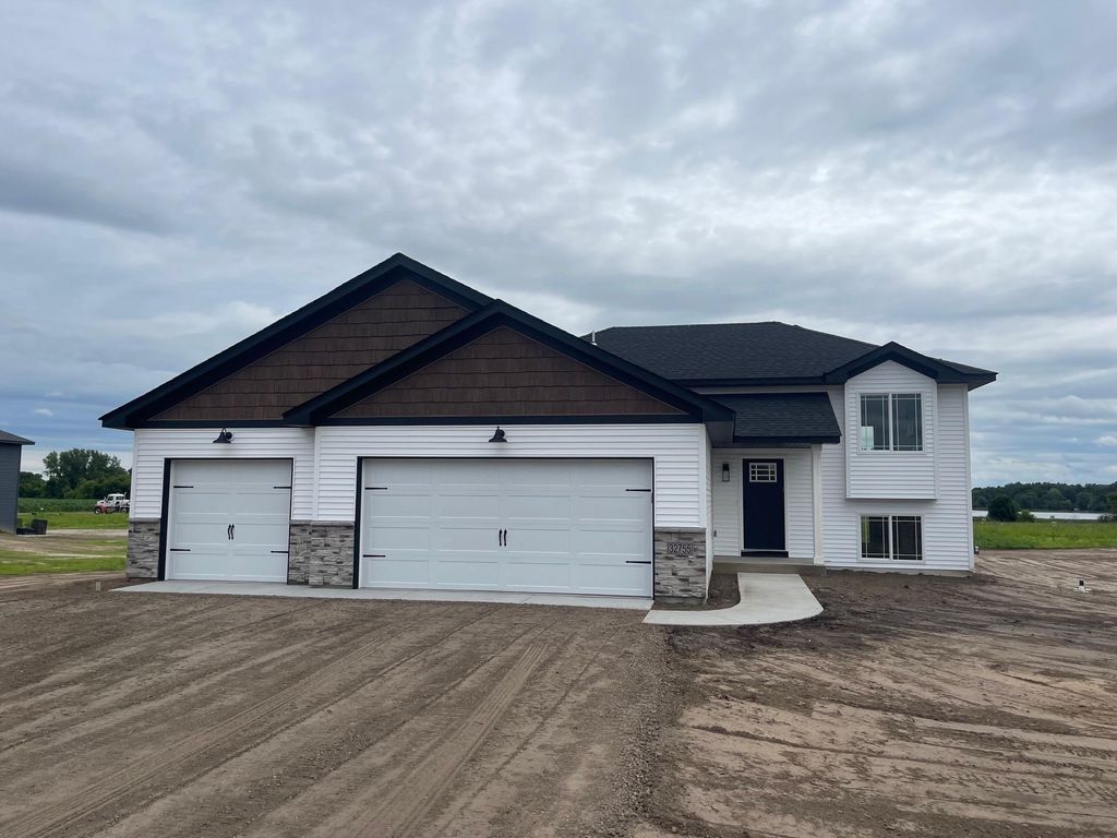 Photo of 2562 341st Avenue NW, Cambridge, MN 55008 (MLS # 7011492)