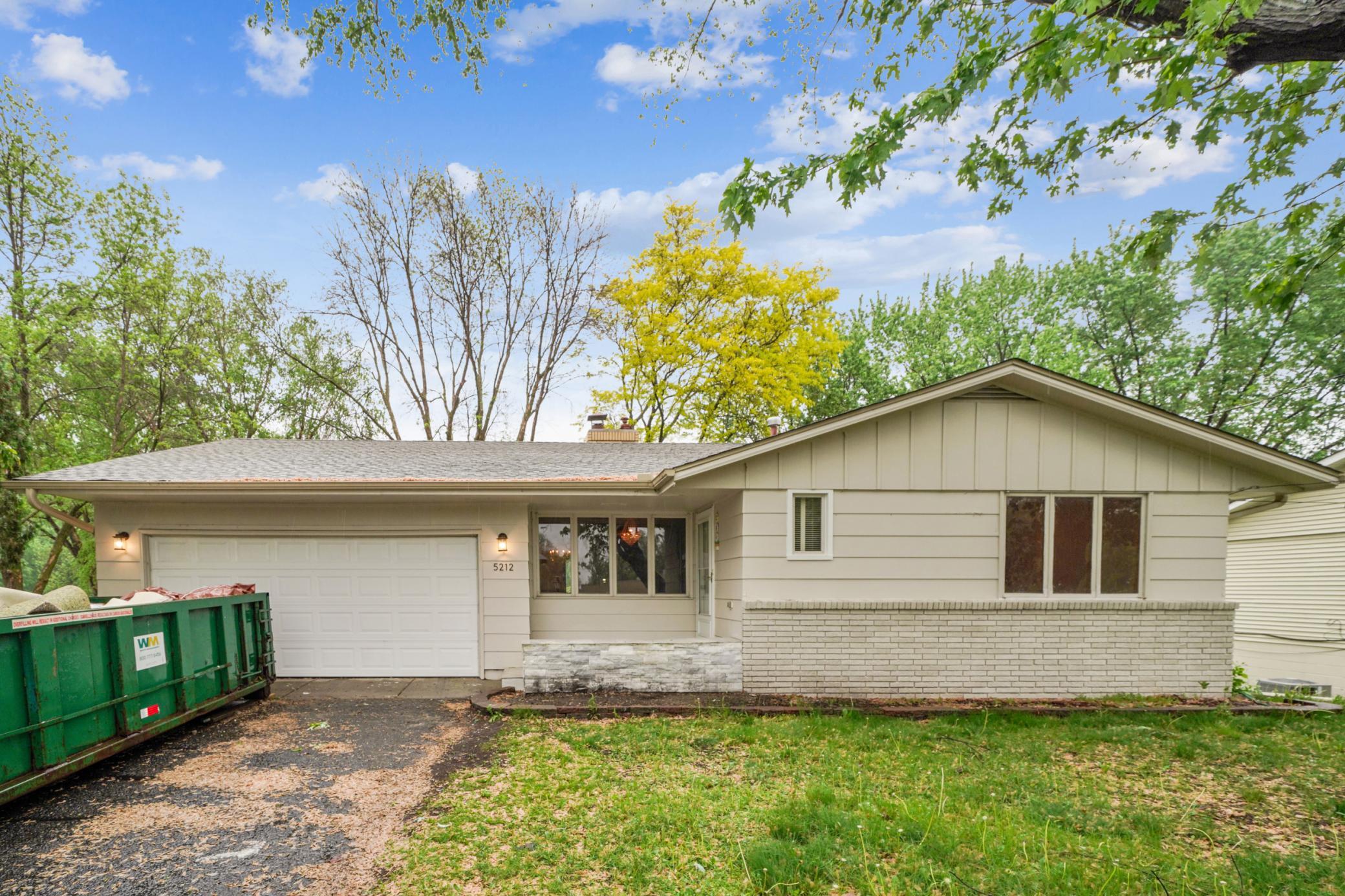 5212 W 70th Street