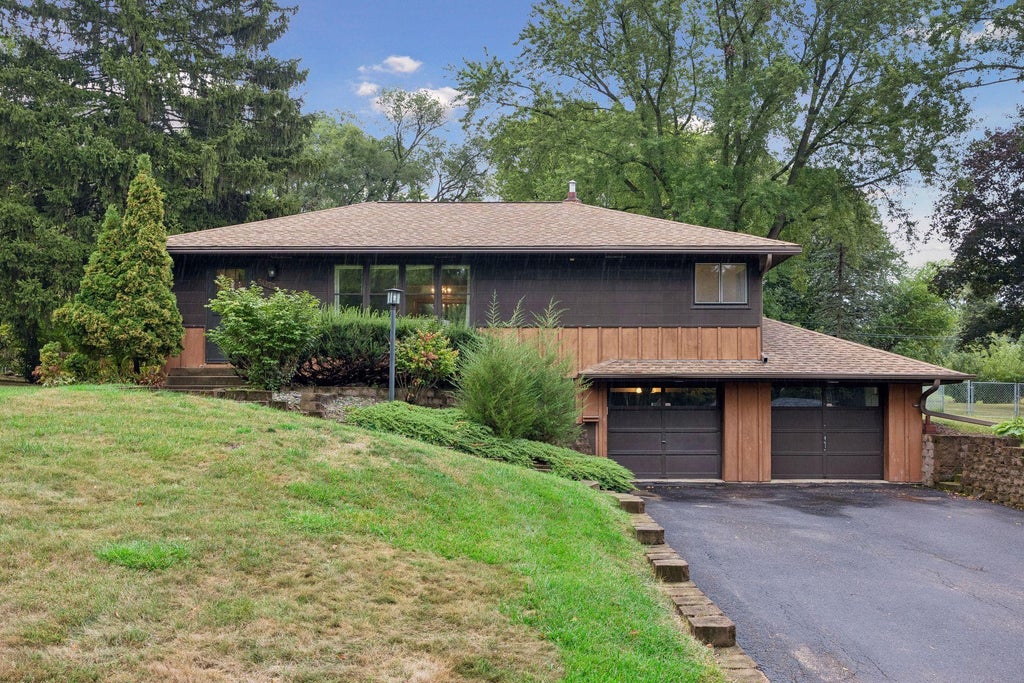 Photo of 5073 Holiday Road, Minnetonka, MN 55345 (MLS # 7130782)