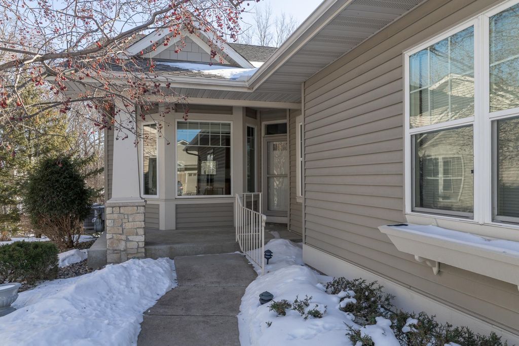 Photo of 7136 Ballard Trail, Inver Grove Heights, MN 55077 (MLS # 7016182)
