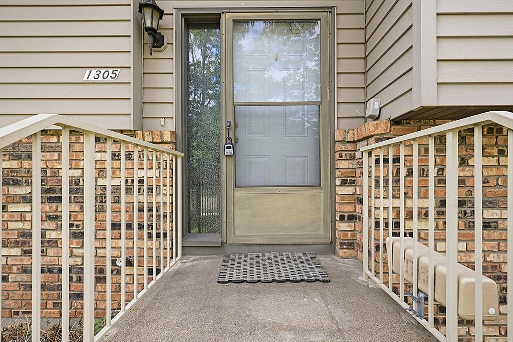 Photo of 1305 12th Avenue N, Saint Cloud, MN 56303 (MLS # 7148543)