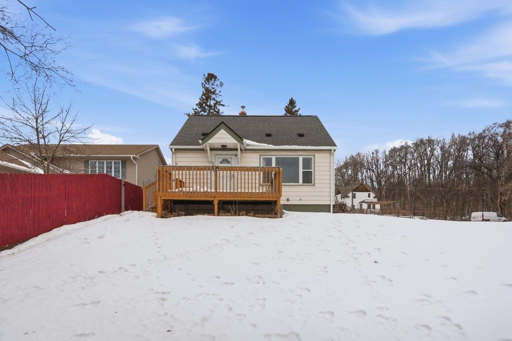 Photo of 1489 Matilda Street, Saint Paul, MN 55117 (MLS # 7020978)