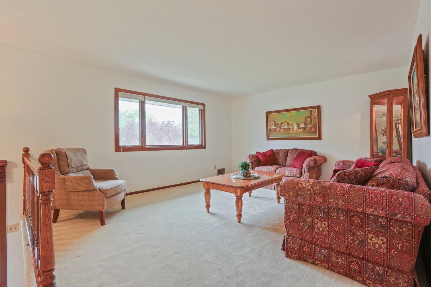 518 Rolls Road