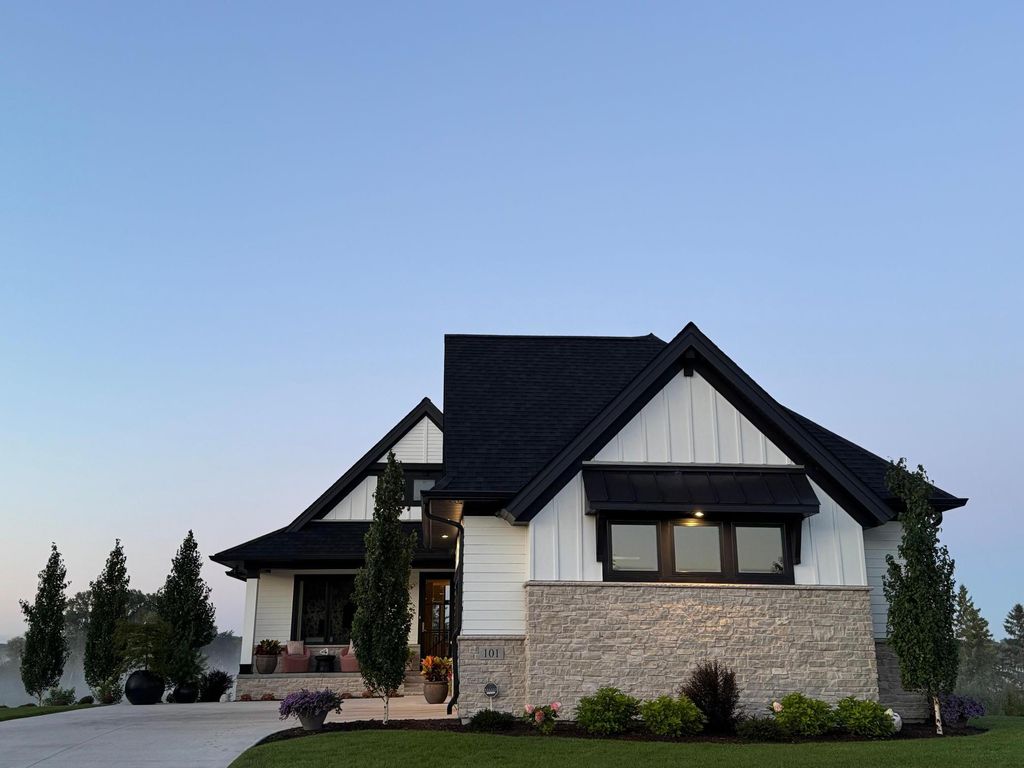Photo of 101 Spring Farm Road, North Oaks, MN 55127 (MLS # 7073678)
