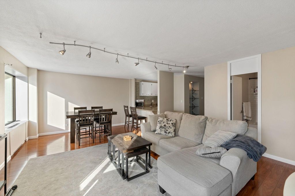 Photo of 19 S 1st St St #B1503, Minneapolis, MN 55401 (MLS # 7001659)