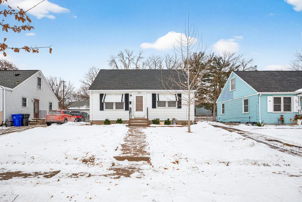 Photo of 1144 Flandrau Street, Saint Paul, MN 55106 (MLS # 7014003)