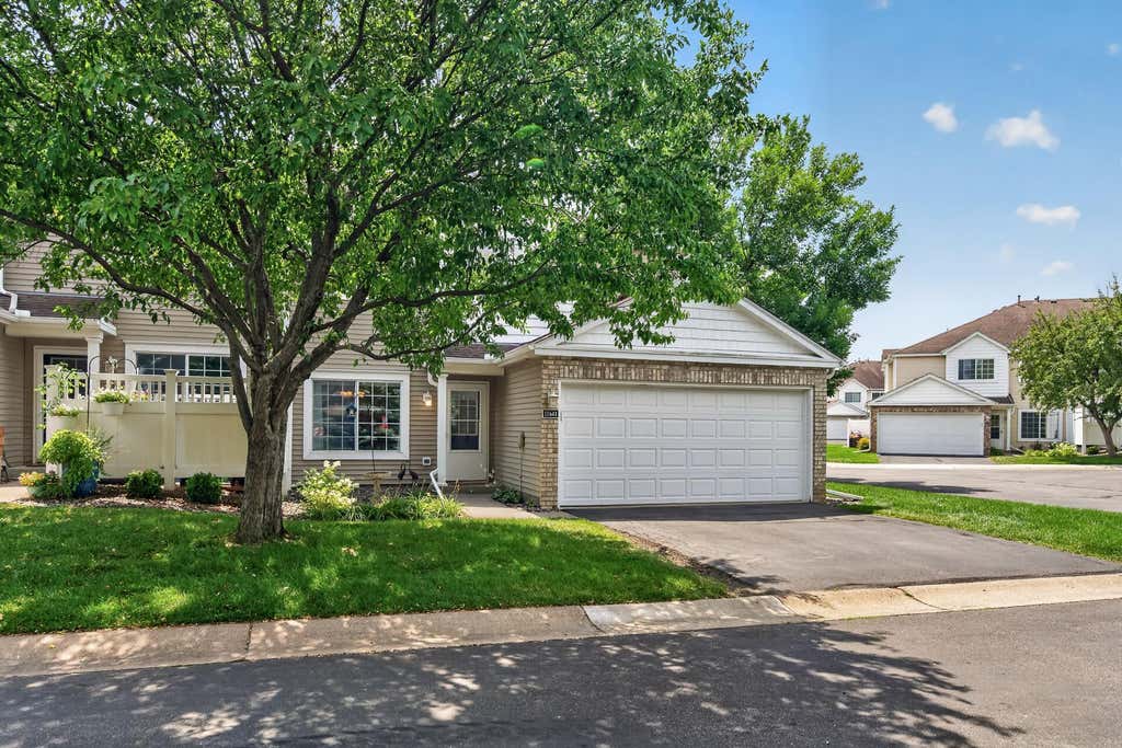 Photo of 11641 Elmwood Avenue N, Champlin, MN 55316 (MLS # 7113267)