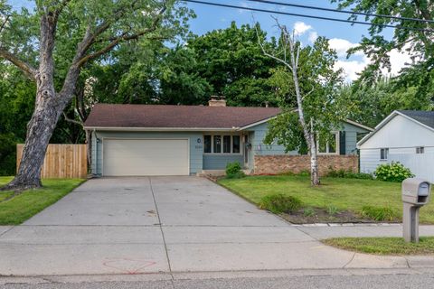 5224 W 70th Street Edina MN 55439