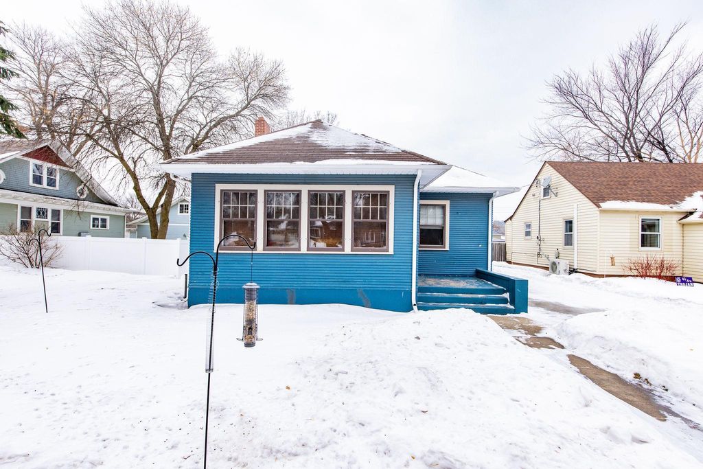 Photo of 113 4th Street SE, Barnesville, MN 56514 (MLS # 7023070)