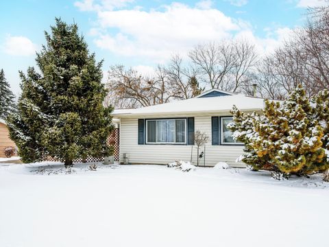 1769 Serpentine Drive Eagan MN 55122