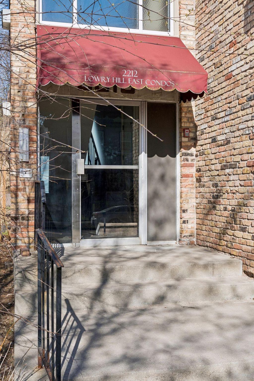 Photo of 2212 Aldrich Avenue S #102, Minneapolis, MN 55405 (MLS # 7037052)