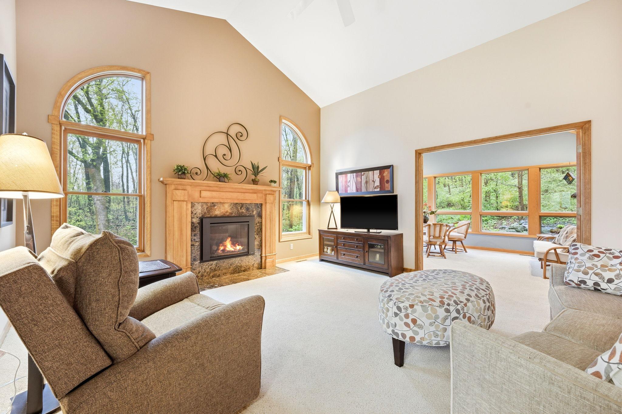 1360 Parkview Drive