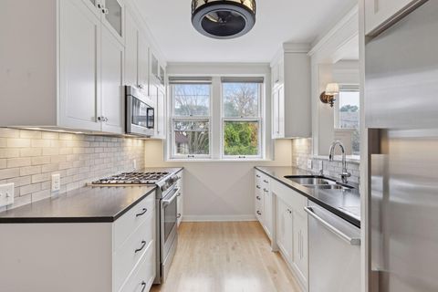 56 Arundel Street 10 Saint Paul MN 55102