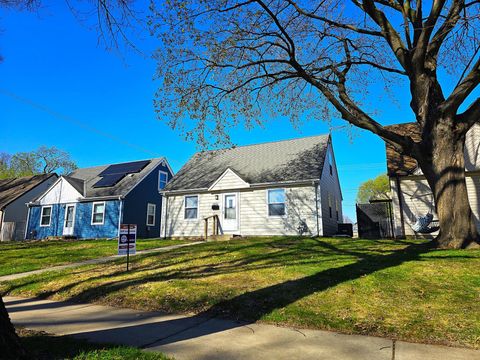 Photo of 5836 44th Avenue S, Minneapolis, MN 55417 (MLS # 7060488)