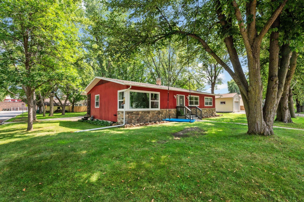 Photo of 136 Elm Street N, Lester Prairie, MN 55354 (MLS # 7130438)