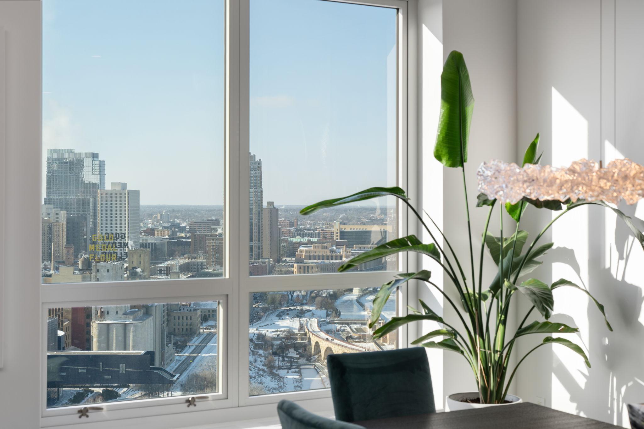 1111 W River Parkway 25A