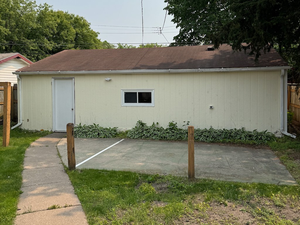 1002 Marshall Avenue