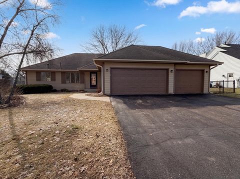 578 Prairie Circle E Eagan MN 55123