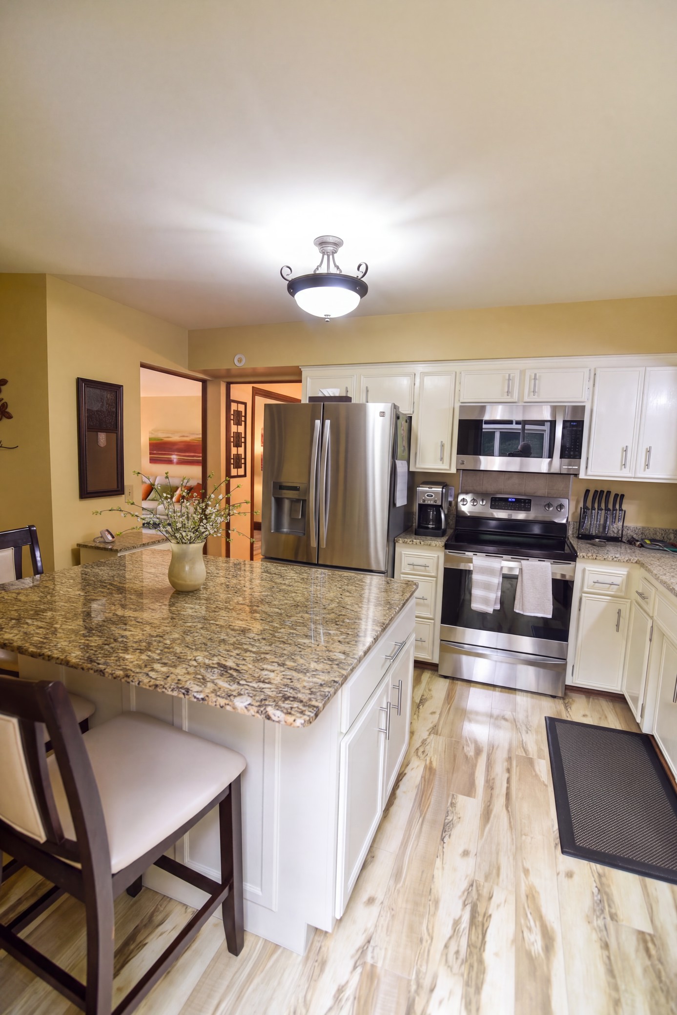 19135 Maple Leaf Drive