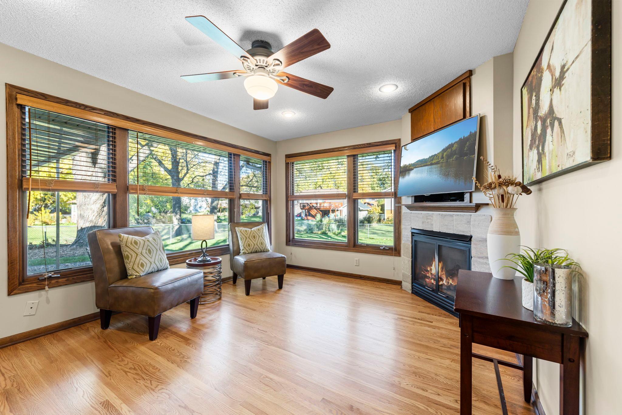 1306 Valders Avenue N