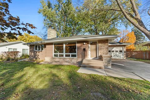 1306 Valders Avenue N Golden Valley MN 55427