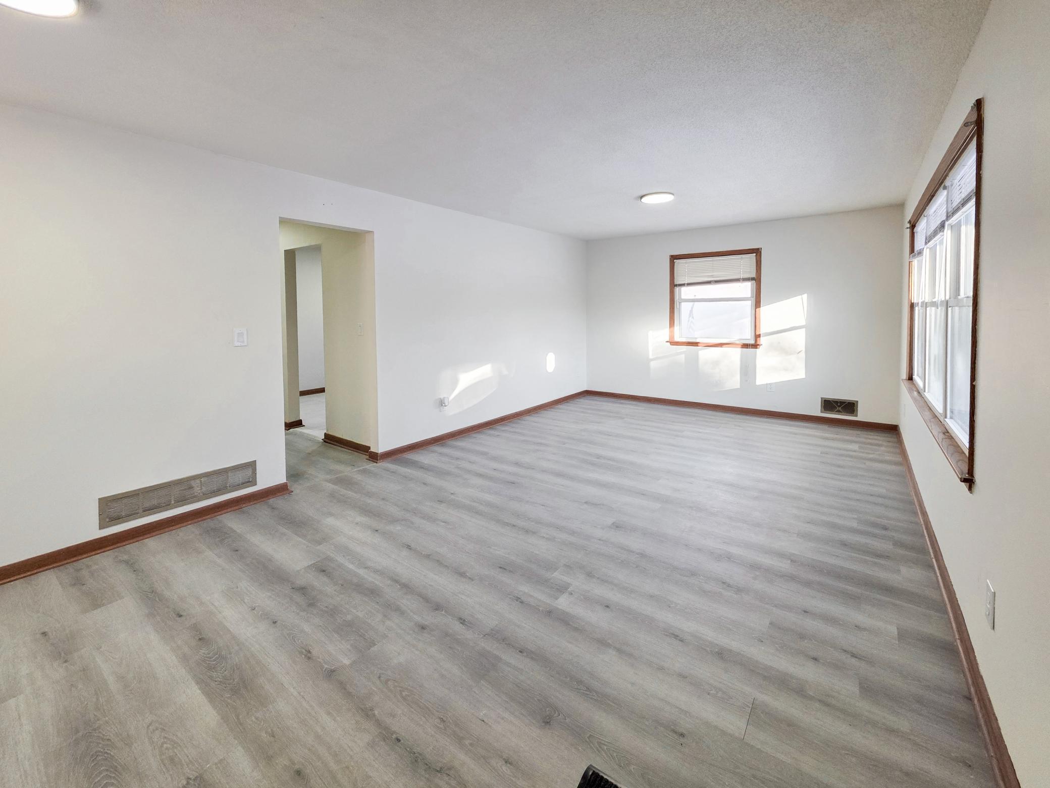 137 Jessamine Avenue E