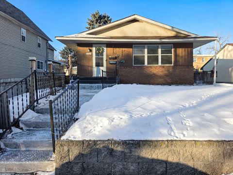 137 Jessamine Avenue E Saint Paul MN 55117