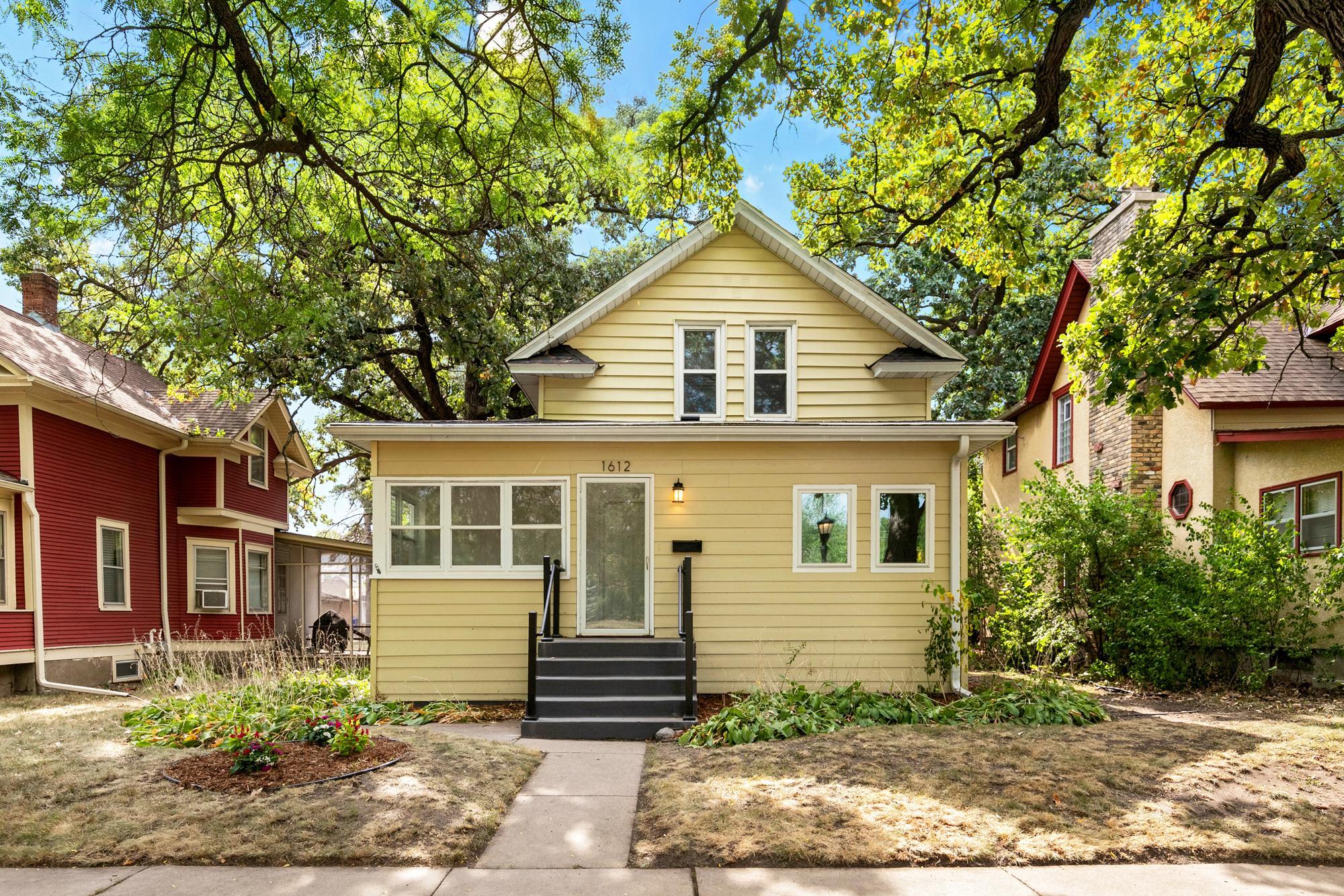 1612 Race Street