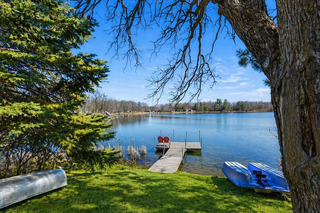 Photo of 18986 Captive Lake Road, Garrison, MN 56450 (MLS # 7054855)