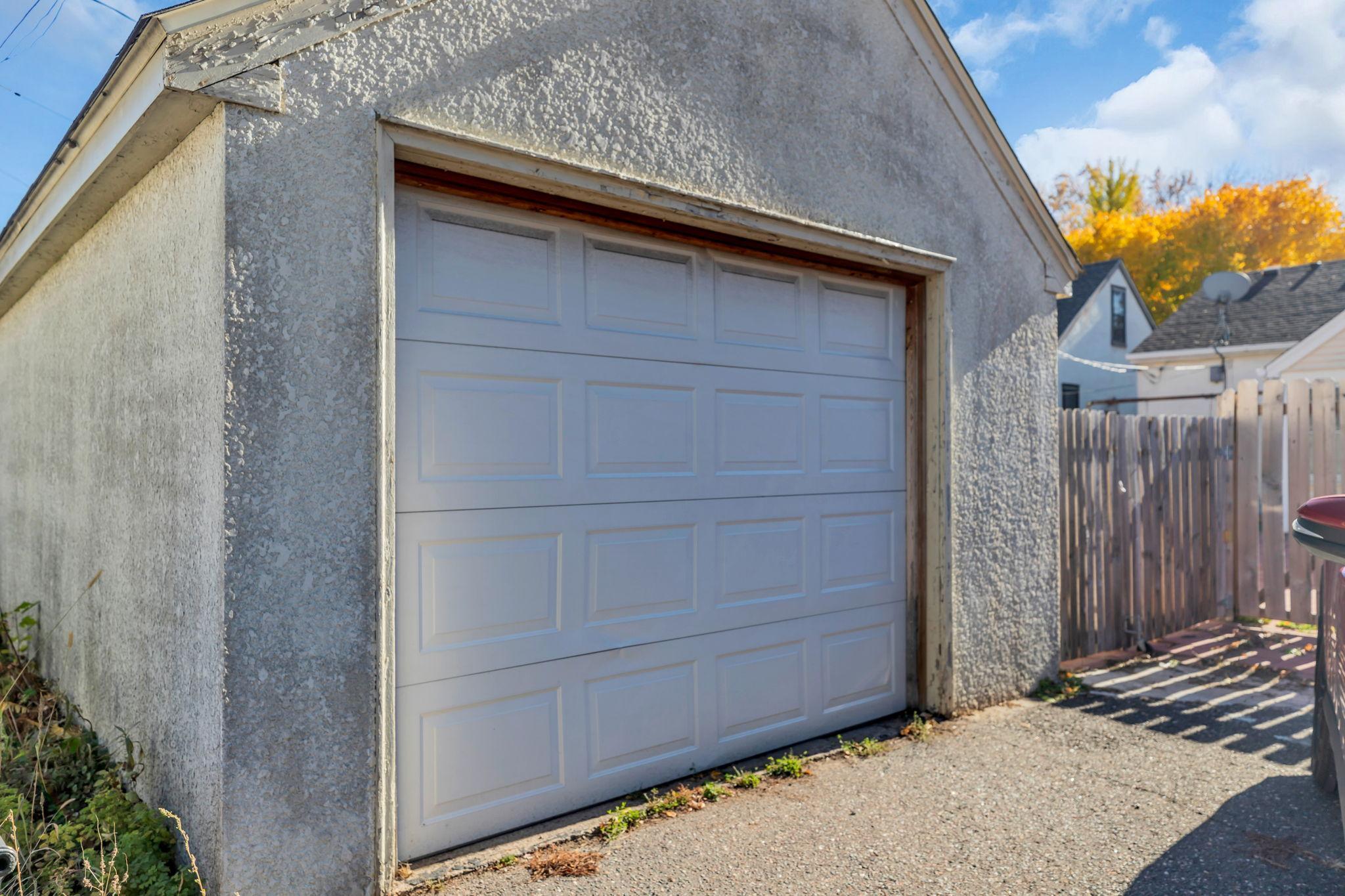 1779 Orange Avenue E