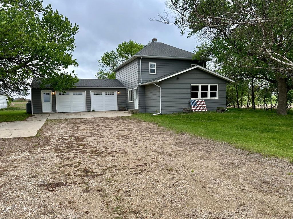 Photo of 210 160th Avenue, Edgerton, MN 56128 (MLS # 6723729)