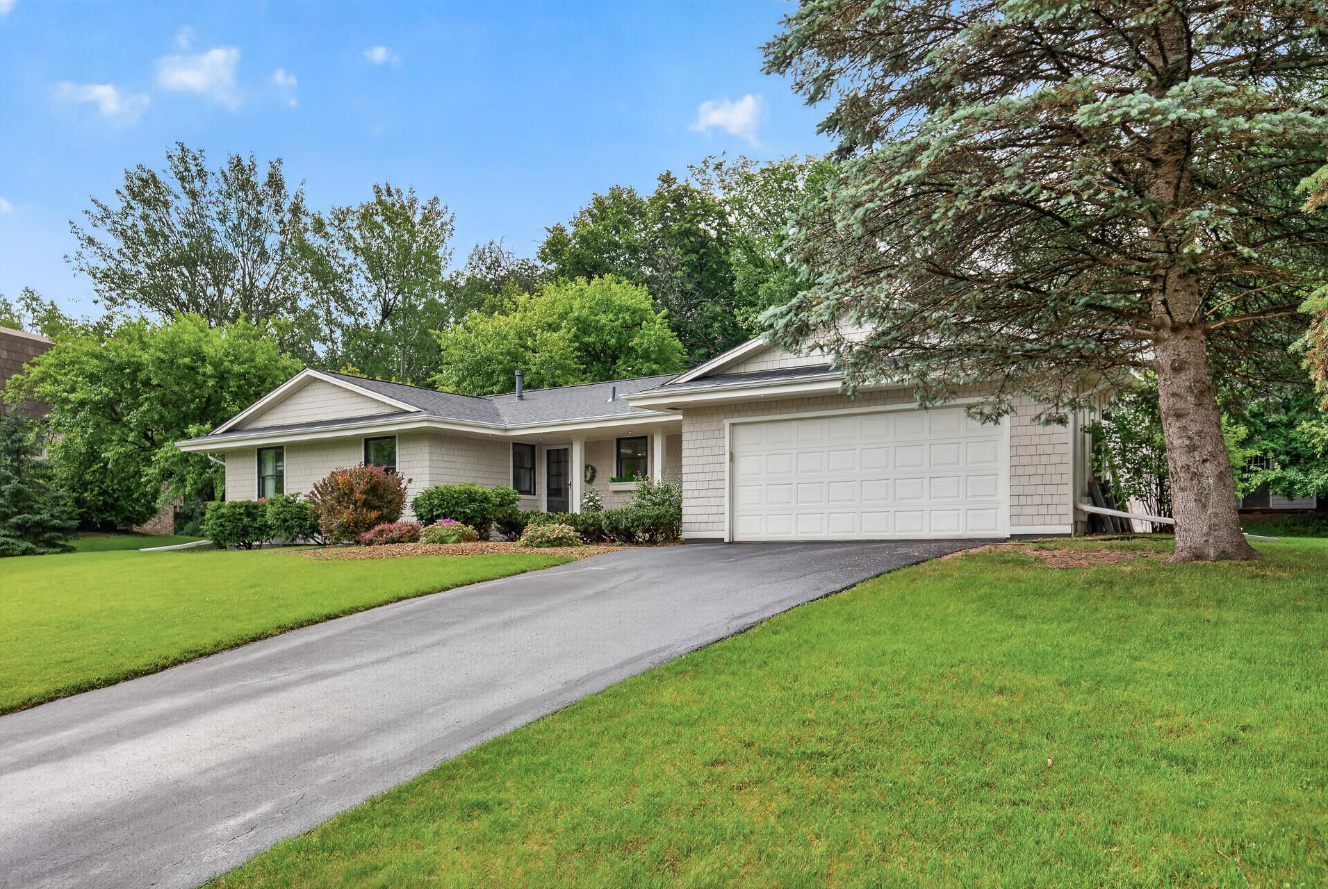 10351 Wildwood Circle