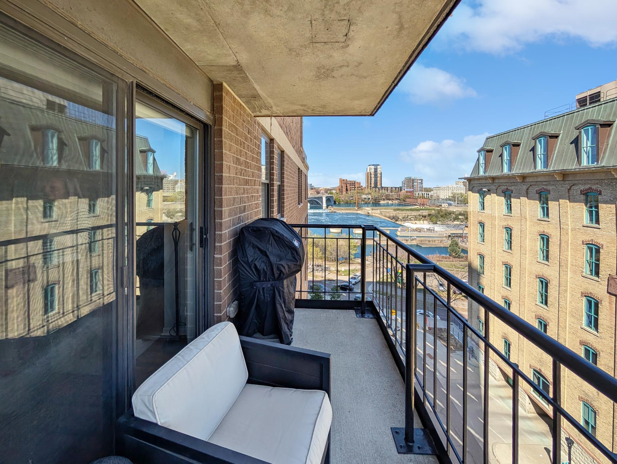 401 S 1st Street 601