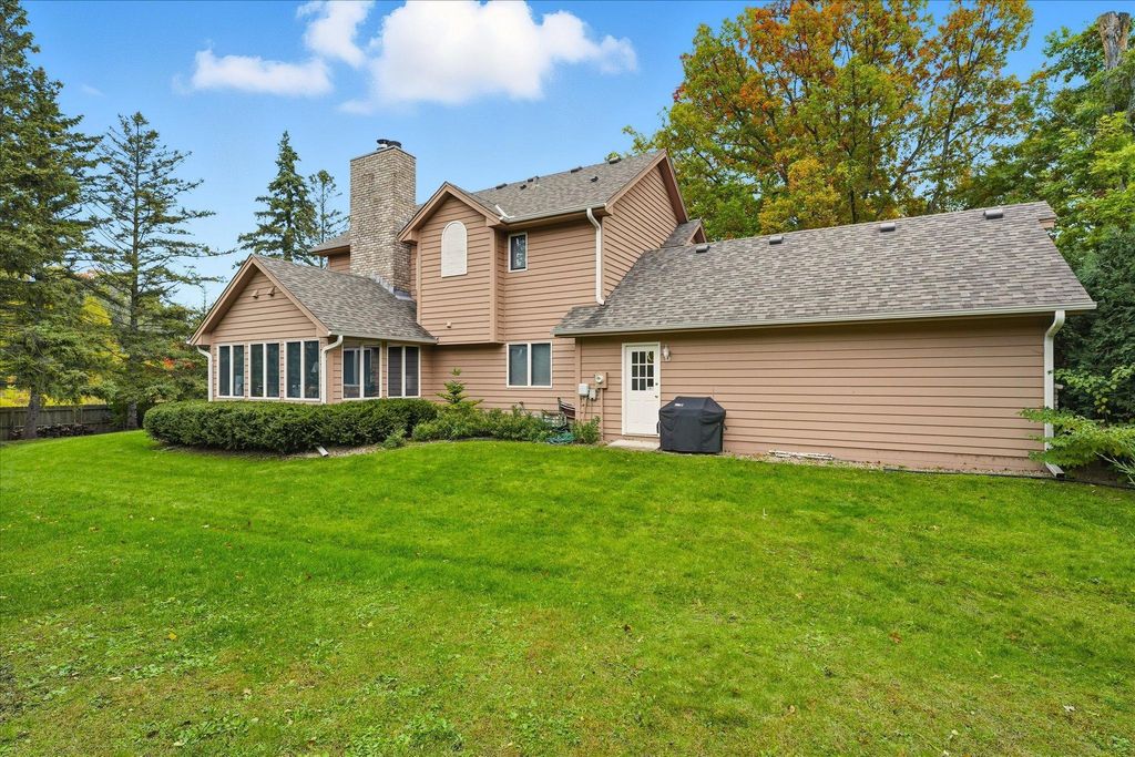 Photo of 4235 Trenton Lane N, Plymouth, MN 55441 (MLS # 7061920)