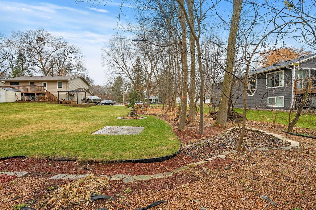 Photo of TBD Glenmar Avenue, Mahtomedi, MN 55115 (MLS # 7017448)