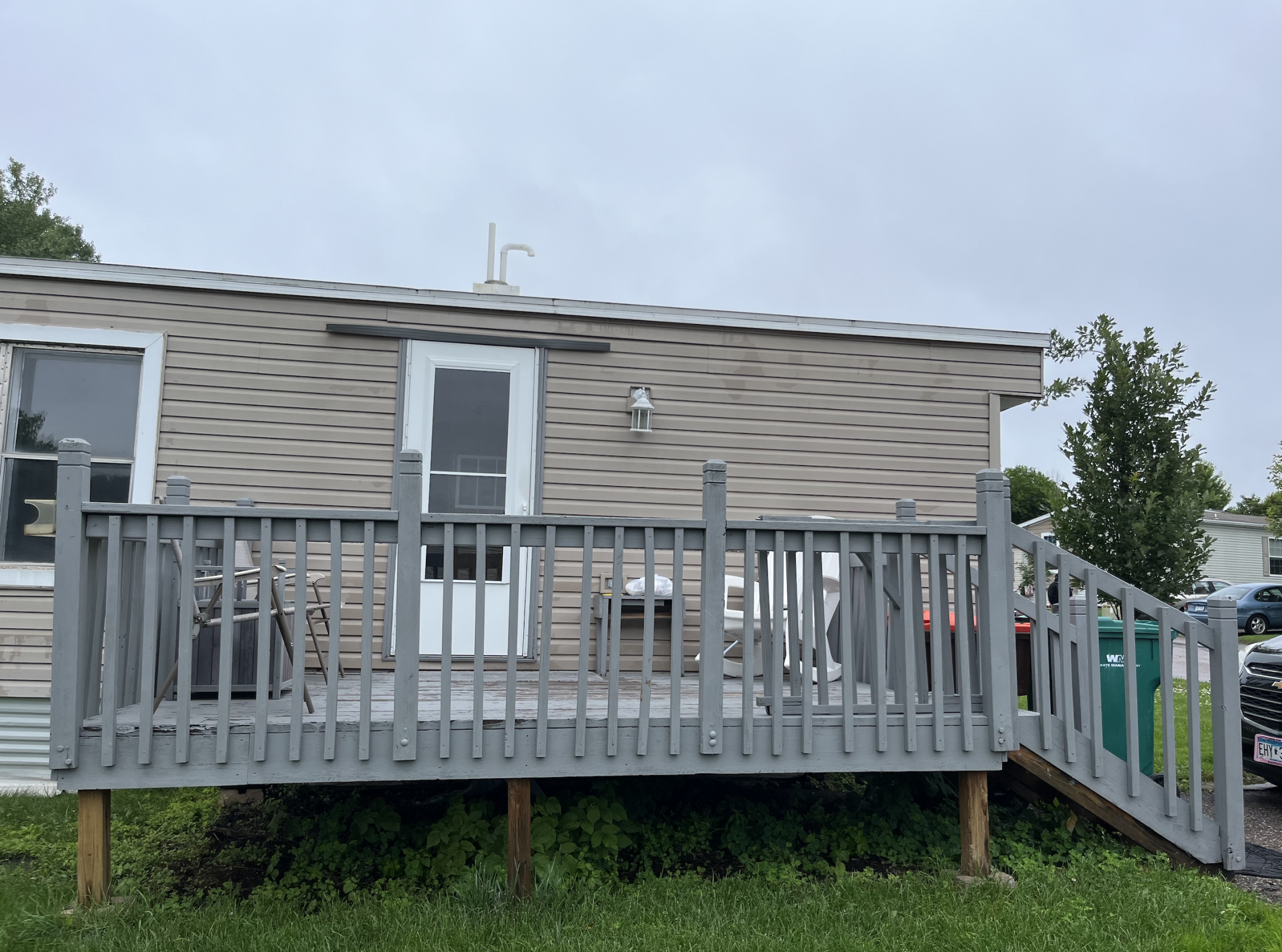 1323 Pine Tree Drive