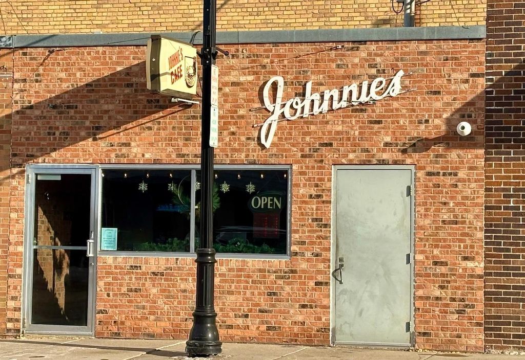 Photo of 304 Main Avenue N, Thief River Falls, MN 56701 (MLS # 7011135)