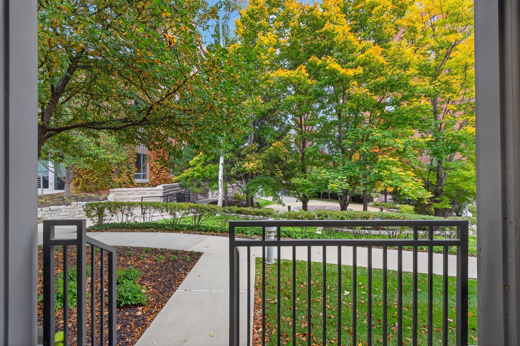 101 Main Street NE 8