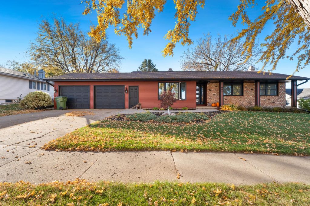 Photo of 957 Miles Drive, Worthington, MN 56187 (MLS # 6813137)