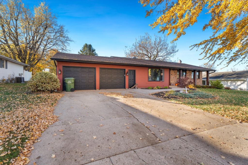 Photo of 957 Miles Drive, Worthington, MN 56187 (MLS # 6813137)