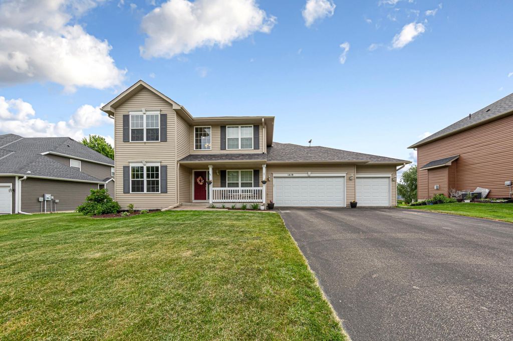 Photo of 1419 Bluff Street, Dundas, MN 55019 (MLS # 7078182)