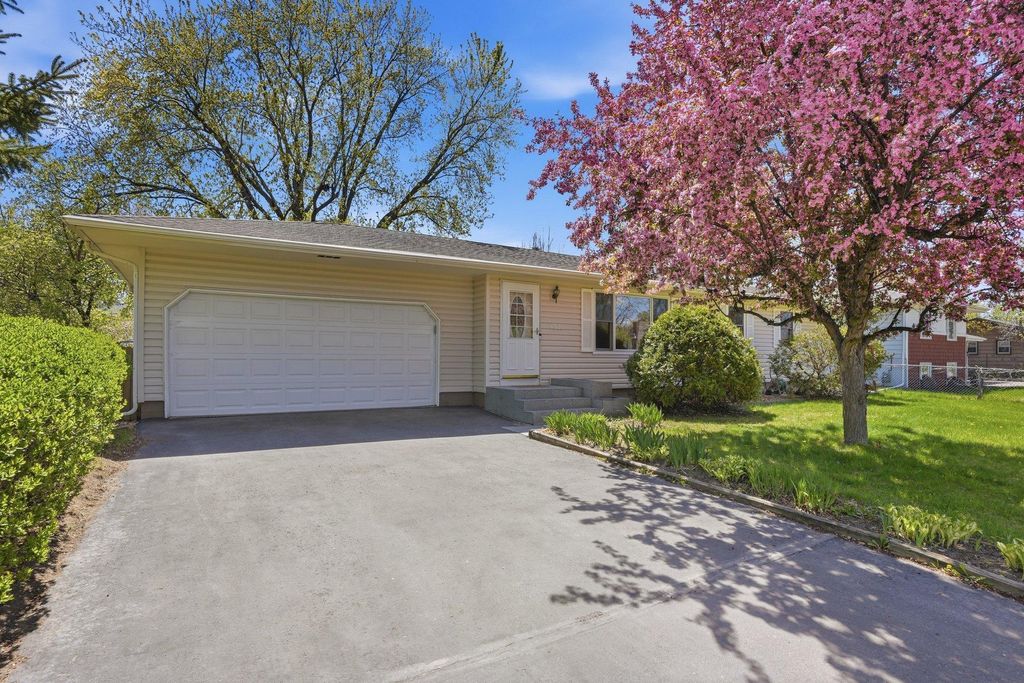 Photo of 4325 Brookdale Drive N, Brooklyn Park, MN 55443 (MLS # 7058390)