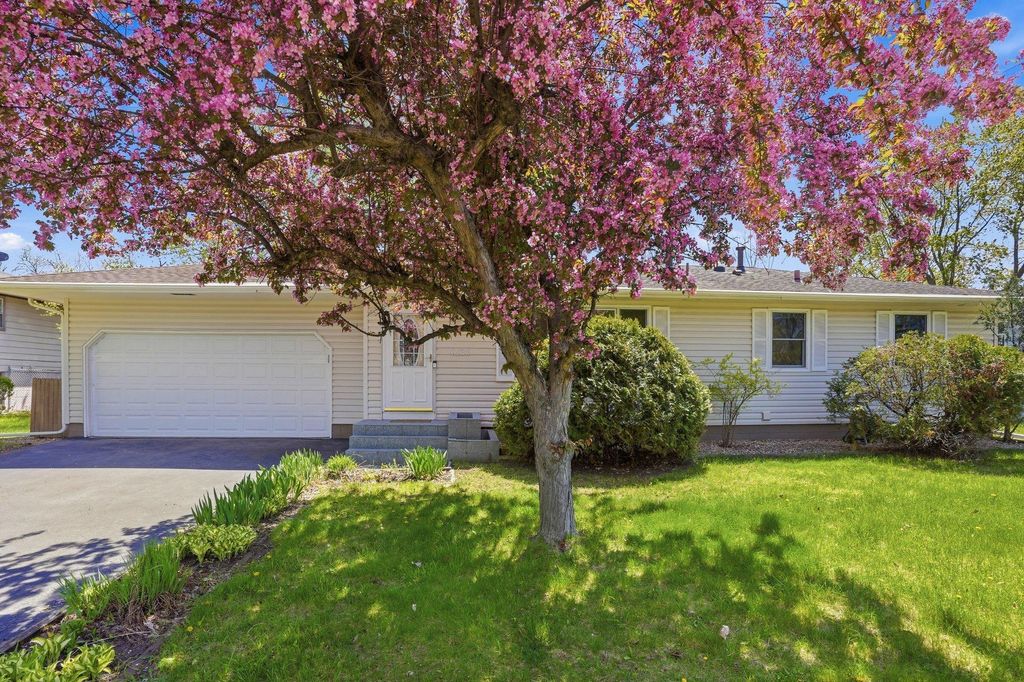 Photo of 4325 Brookdale Drive N, Brooklyn Park, MN 55443 (MLS # 7058390)
