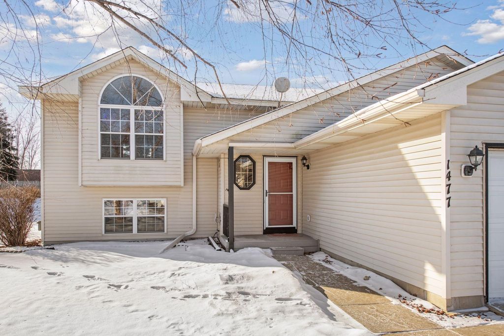 Photo of 1477 Creekside Drive, Waconia, MN 55387 (MLS # 7001873)